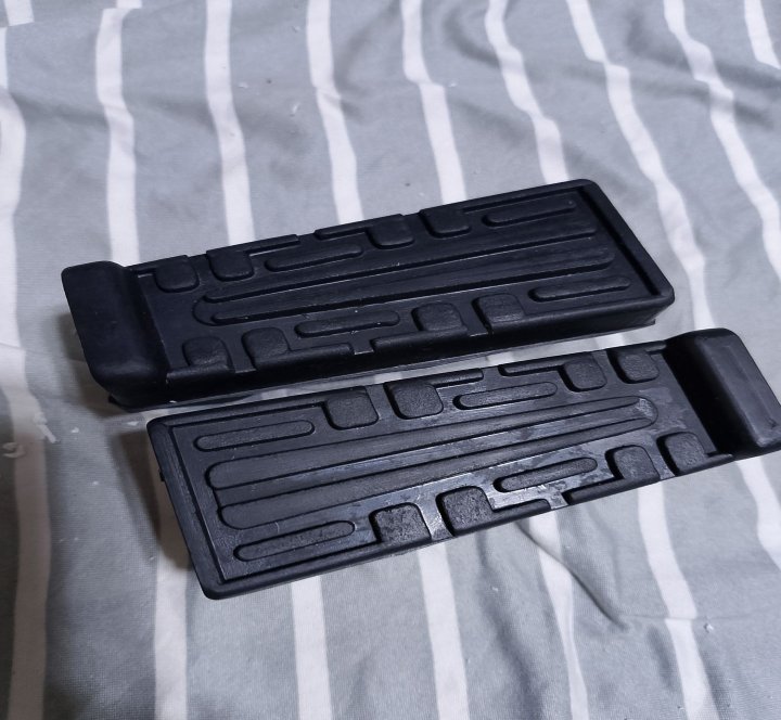 Footrest Rubber f 01 pair of Reat Footrest Rubber for 70cc 125cc