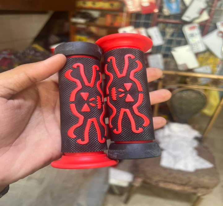 Universal Handlebar Grips for Motorcycle/Bicycle - Dragon Scale Pattern (Blue/Red)