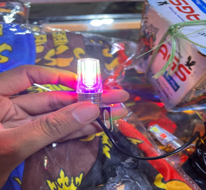 High Brightness Dual-Color LED Signal / Park Light for Bikes & Cars LED Flashing DRL Eagle Eye Strobe Lights for Vehicles (Set of 2)
Motorcycle & Car LED Dual Contact Signal/Indicator Light - Multi-Color